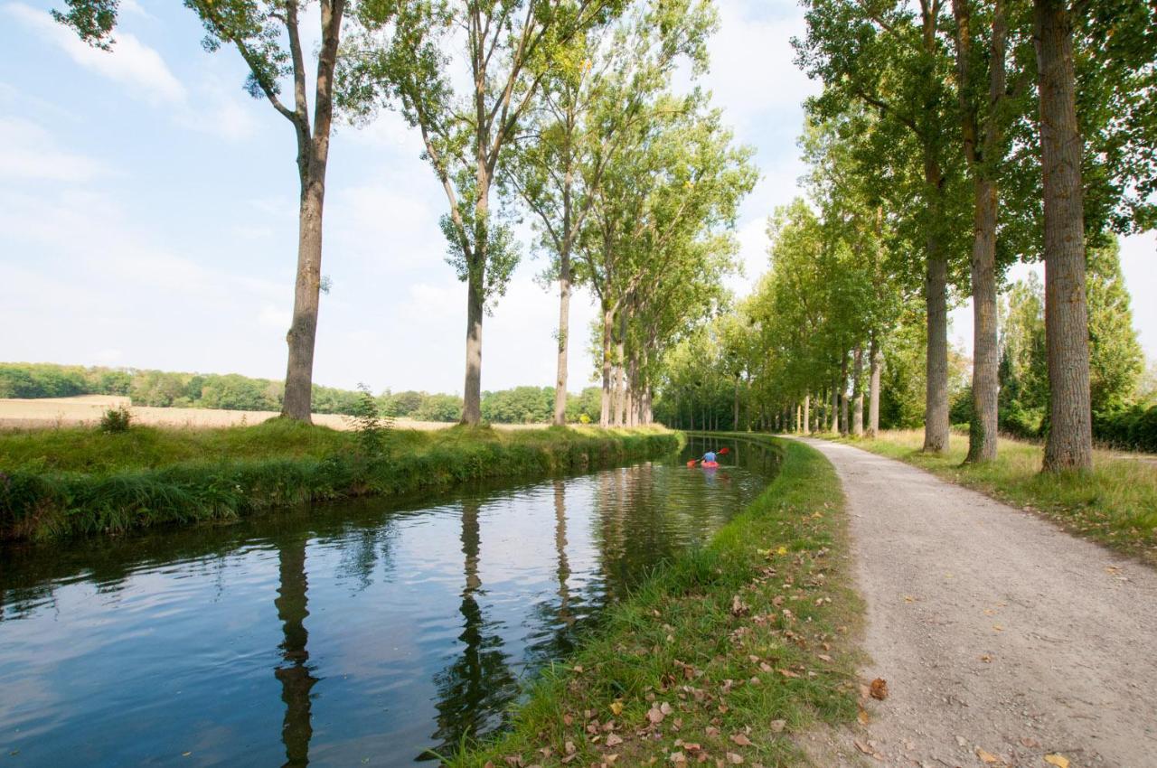 Camping Village Parisien Varreddes Exterior foto